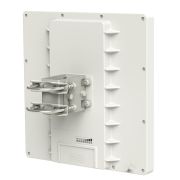 MikroTik RB911G-5HPnD-QRT QRT 5 rugged outdoor flat panel antenna