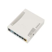 Mikrotik RB951Ui-2HnD 2,4GHz, 5x RJ45 100Mb/s, 1x USB WiFi Router